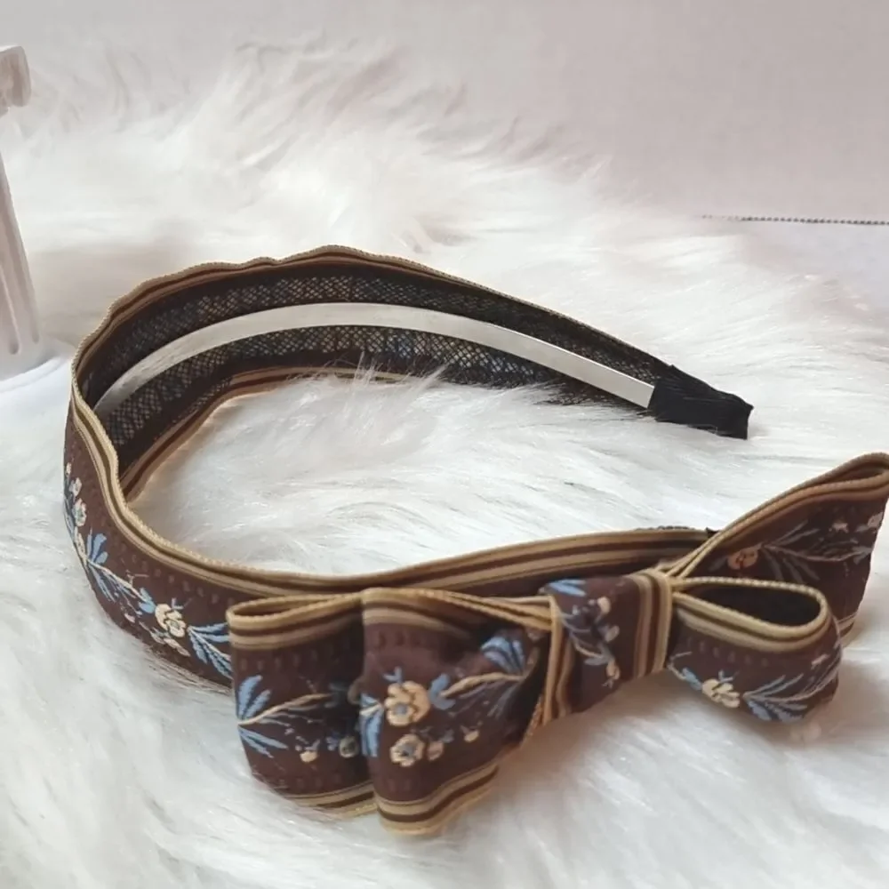 Floral Embroidered Floral bow headband | NWOT